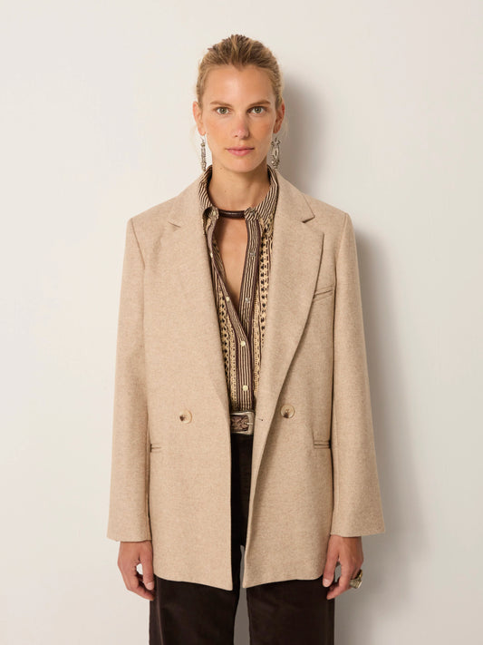 Maison Hotel Anna Blazer in Beige