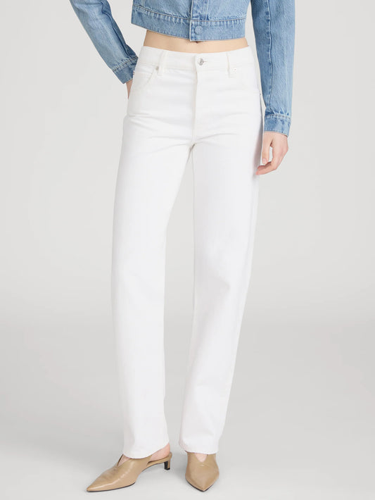 Frame The Essential in White