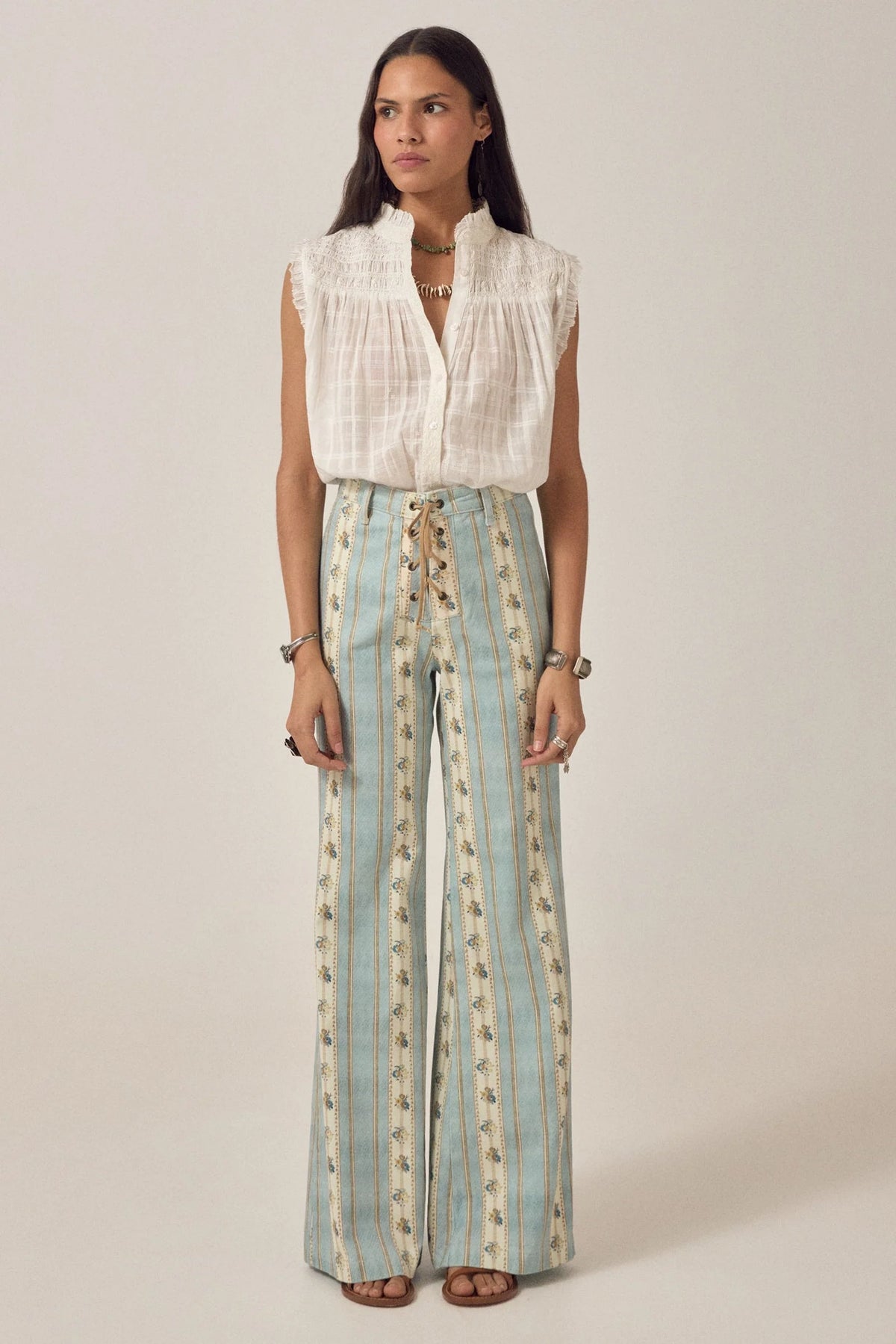 Maison Hotel Elvis Blouse in Nuage
