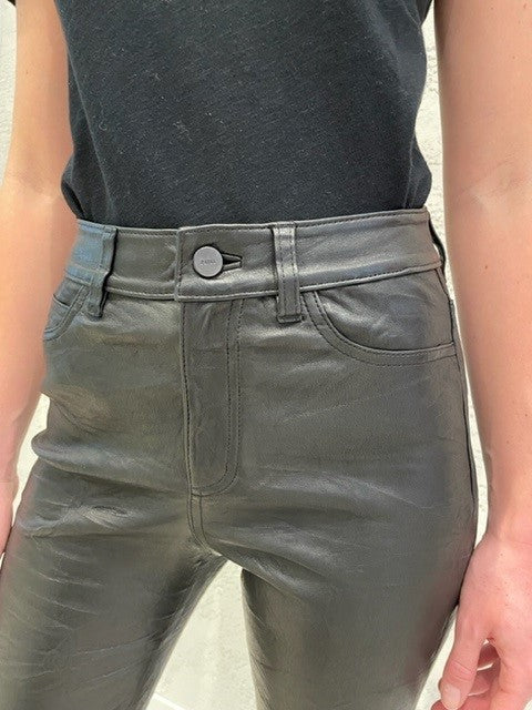 Paige Cindy Leather in Black