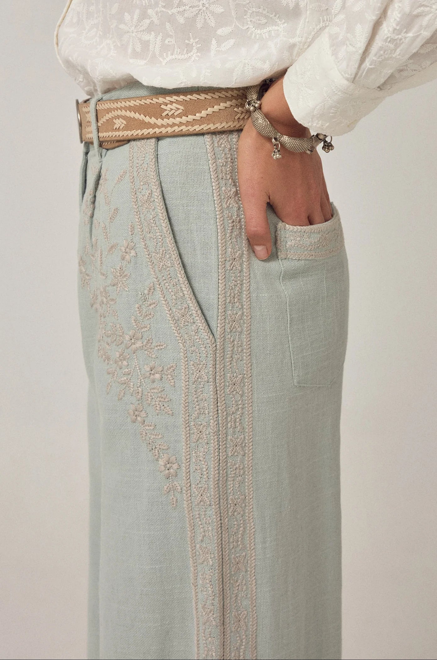 Maison Hotel IL Primo Bacio Pant in Azzurro