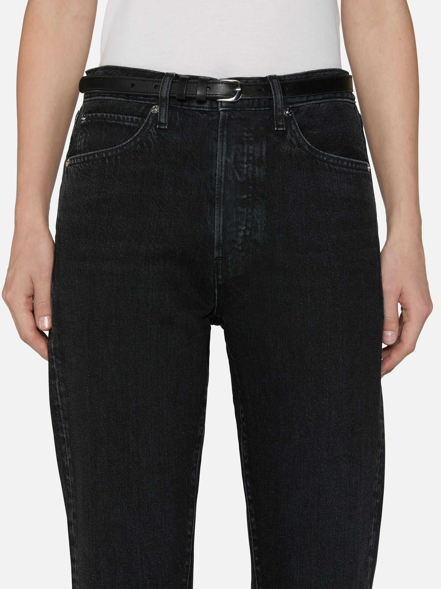 Frame The Vertical Jean