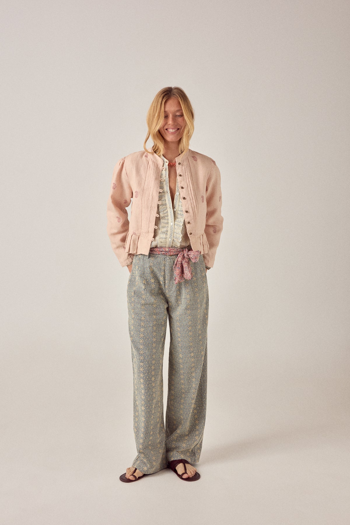 Maison Hotel Allan Scarf in Wild Dust