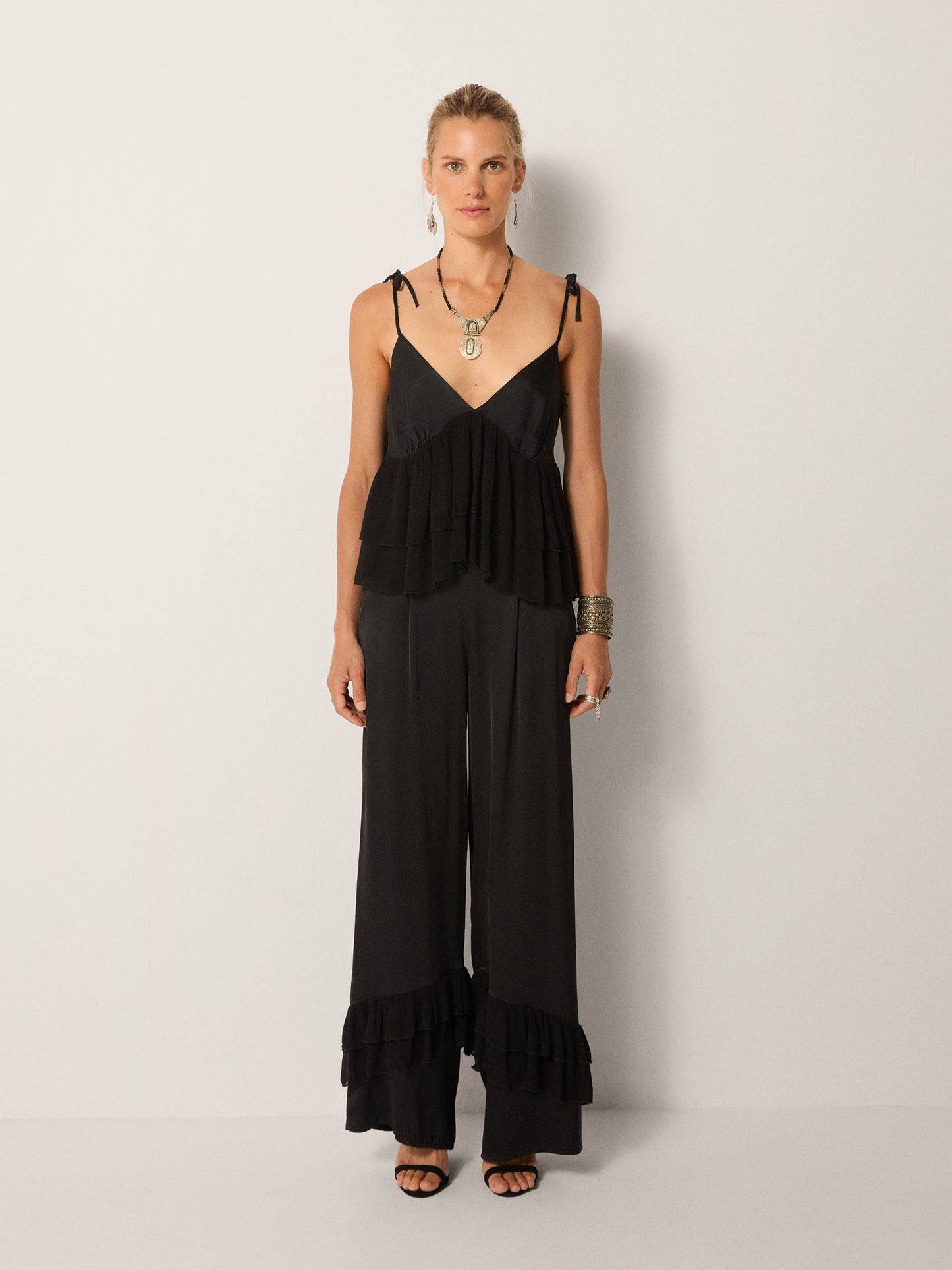 Maison Hotel Claire De Lune Nadine Blouse in Noir