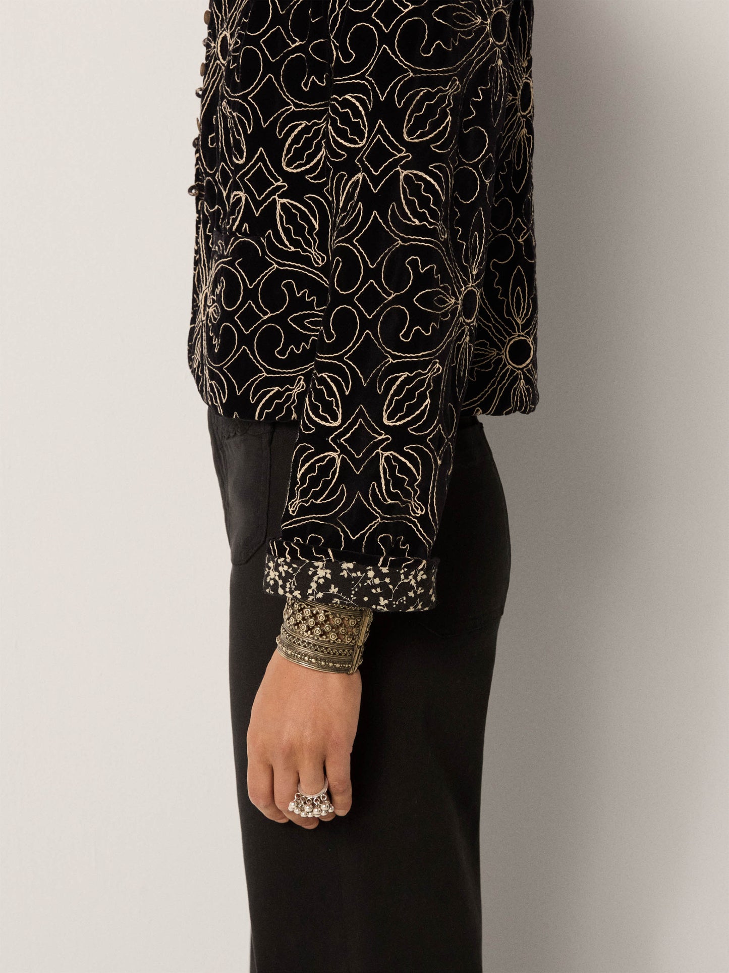 Maison Hotel Odette Jacket in Nero
