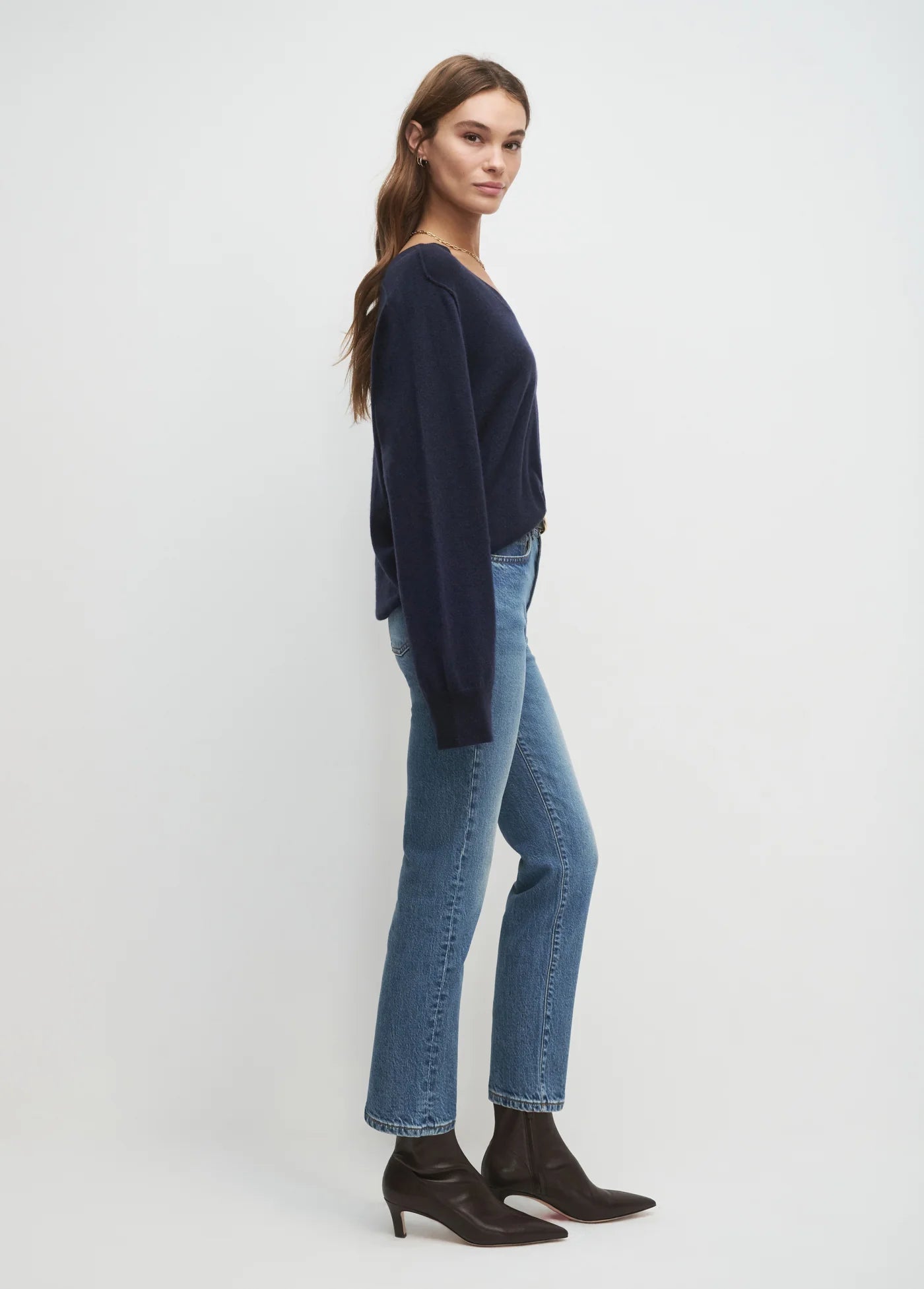 Favorite daughter Ryann Sweater in Navy