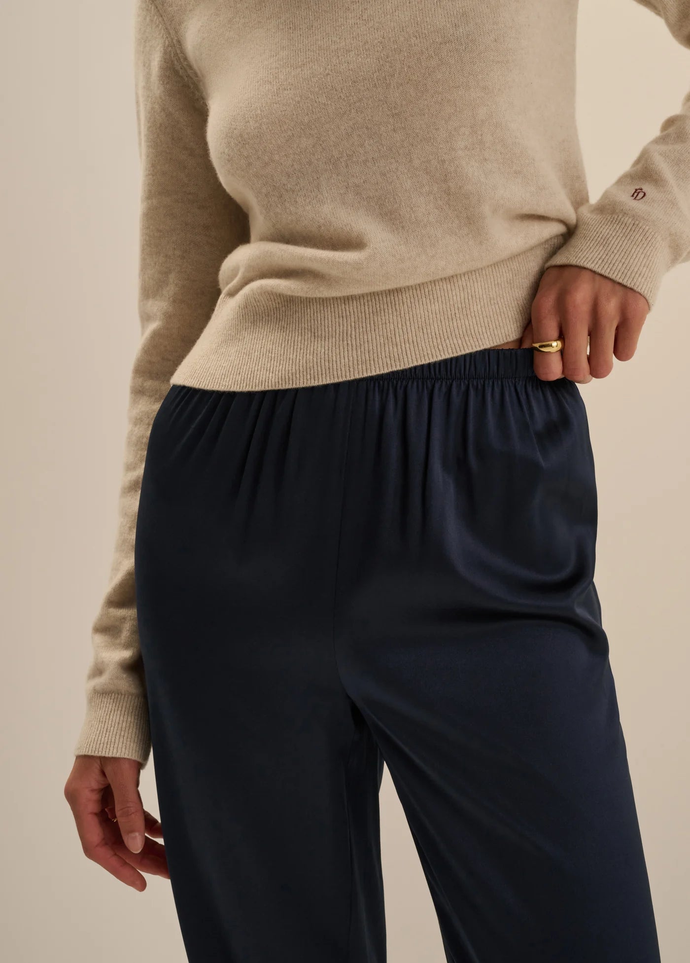 Favorite Daughter Everything Pant in Navy